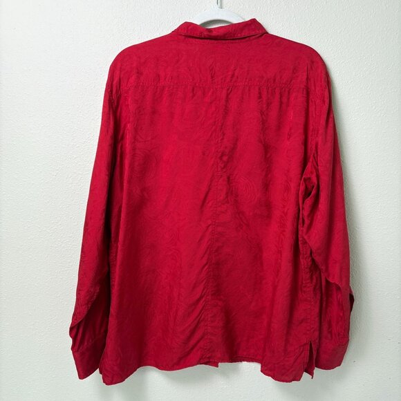 Chicos Button Front Top Size 3 XL Red 100% Silk Textured Print Long Sleeve - Picture 3 of 10